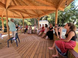 petite-reunion-dans-le-carbet-2_original
