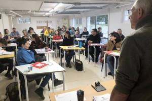 rentree-de-premiere-annee-les-etudiants-se-presentent-2_original